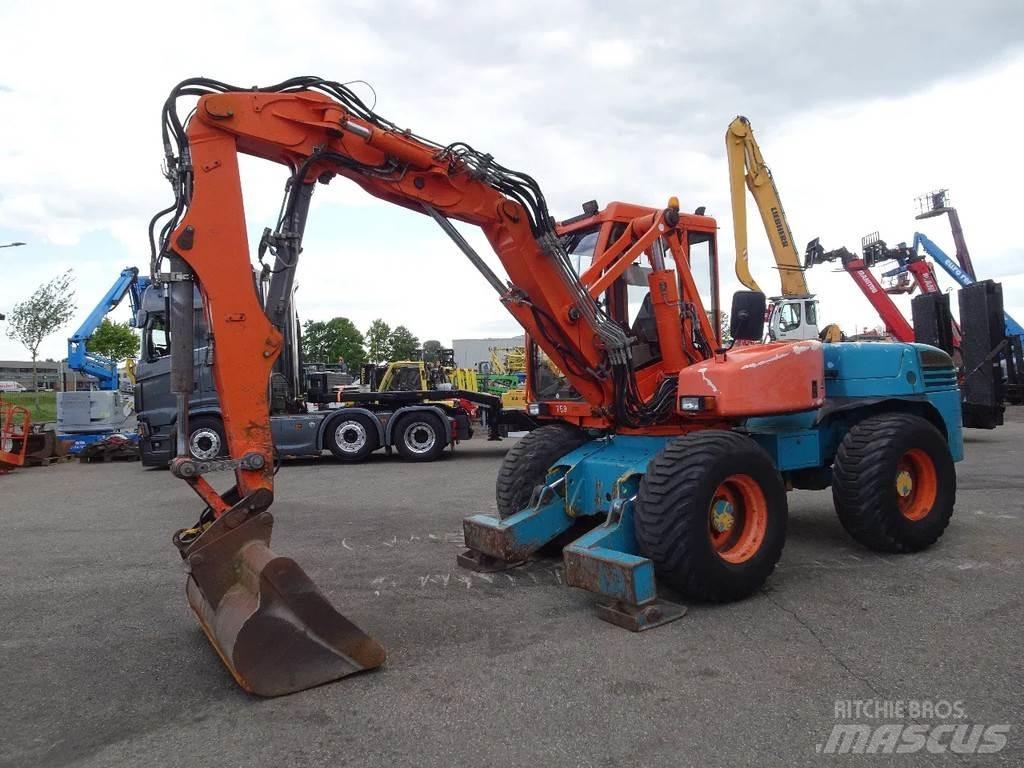 Mecalac 12MXT Excavadoras de ruedas