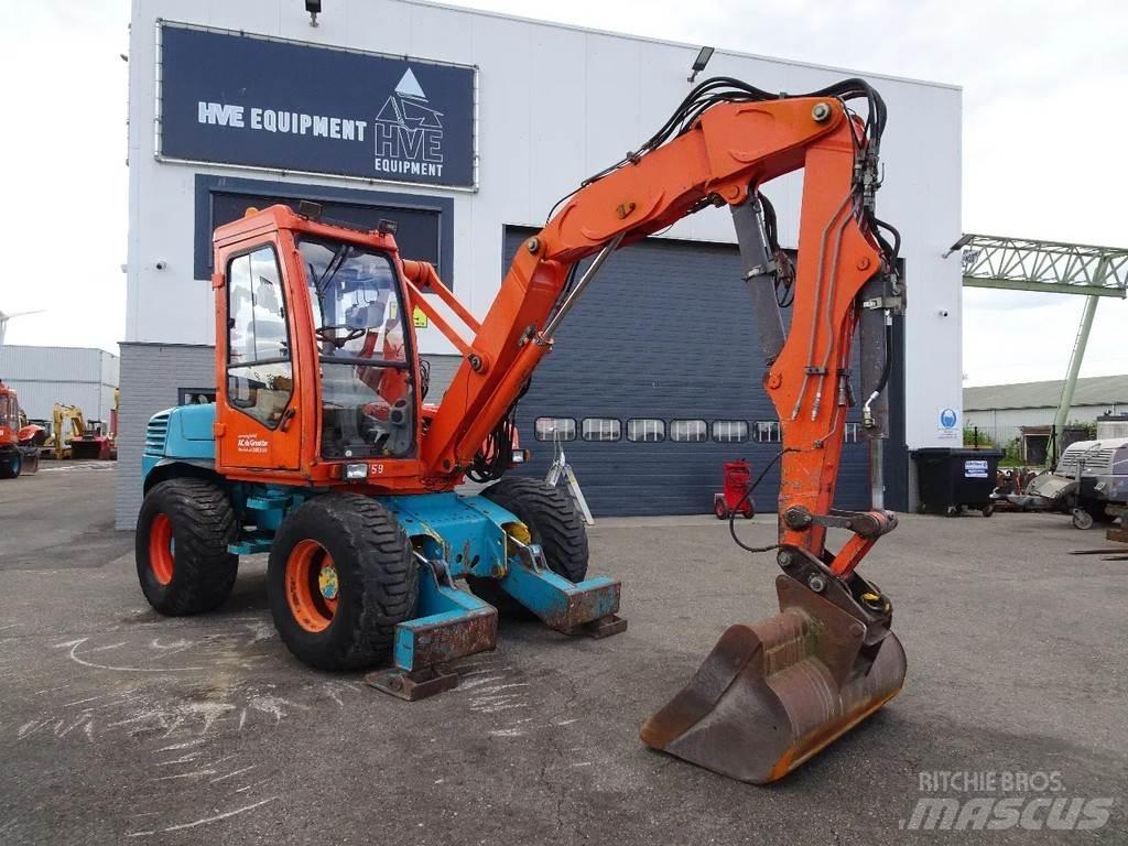 Mecalac 12MXT Excavadoras de ruedas