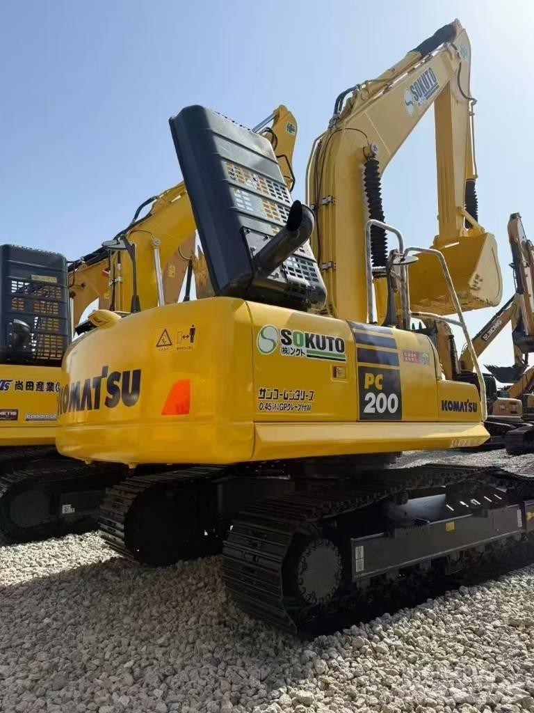 Komatsu 200-8 Excavadoras de cadenas
