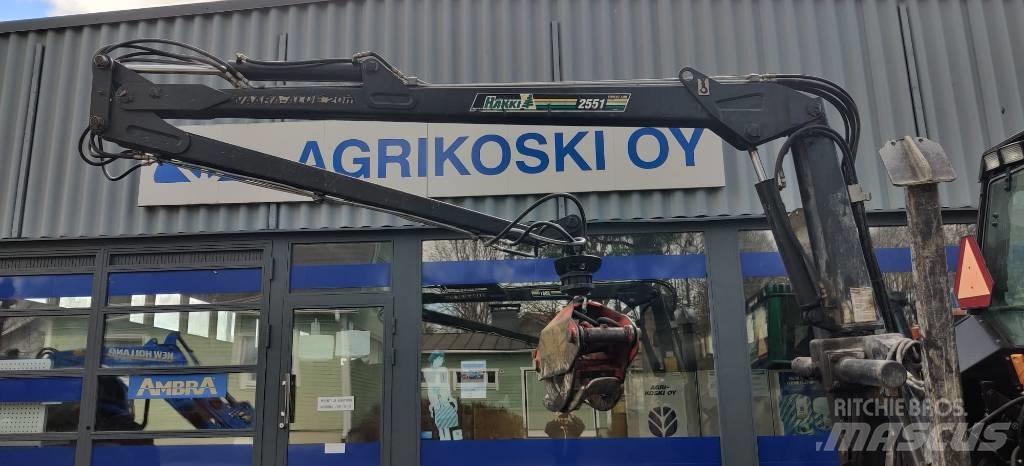 Hakki 2551 Cargadora forestal