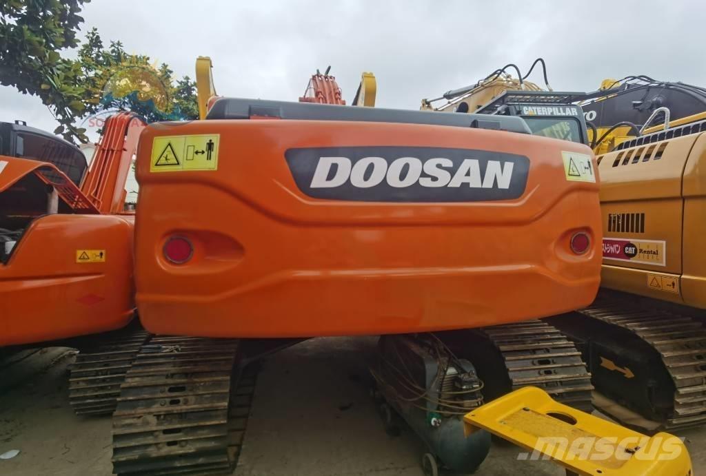 Doosan DX 225 LC Excavadoras de cadenas
