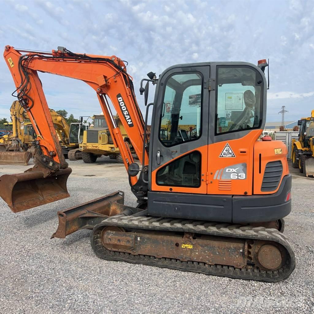Doosan DX 63-3 Mini excavadoras < 7t
