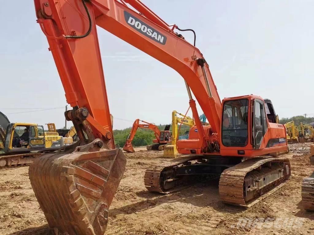 Doosan DH300LC-7 Excavadoras de cadenas