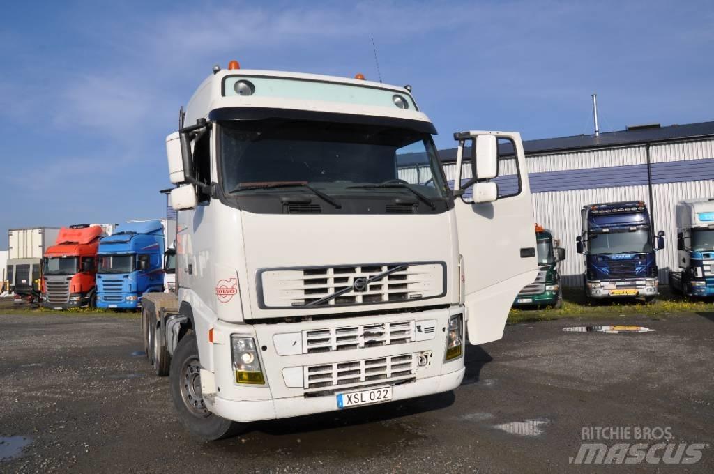 Volvo FH480 37 8X4 Camiones polibrazo