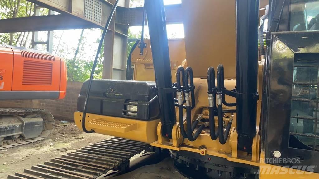 CAT 320D2L Excavadoras de cadenas