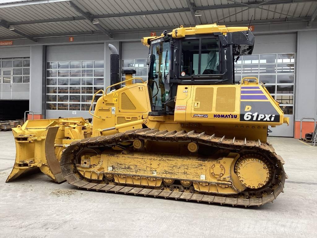 Komatsu D 61 PXi-24 Buldozer sobre oruga