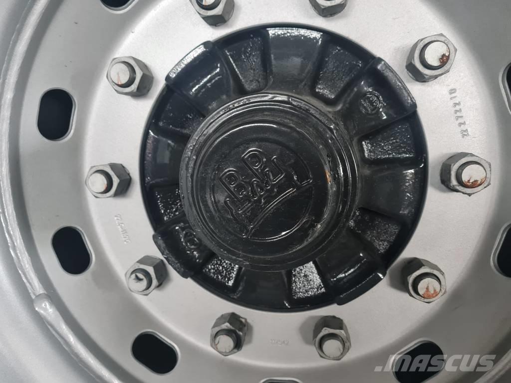 Zaslaw D 737-10 Remolques multifunción