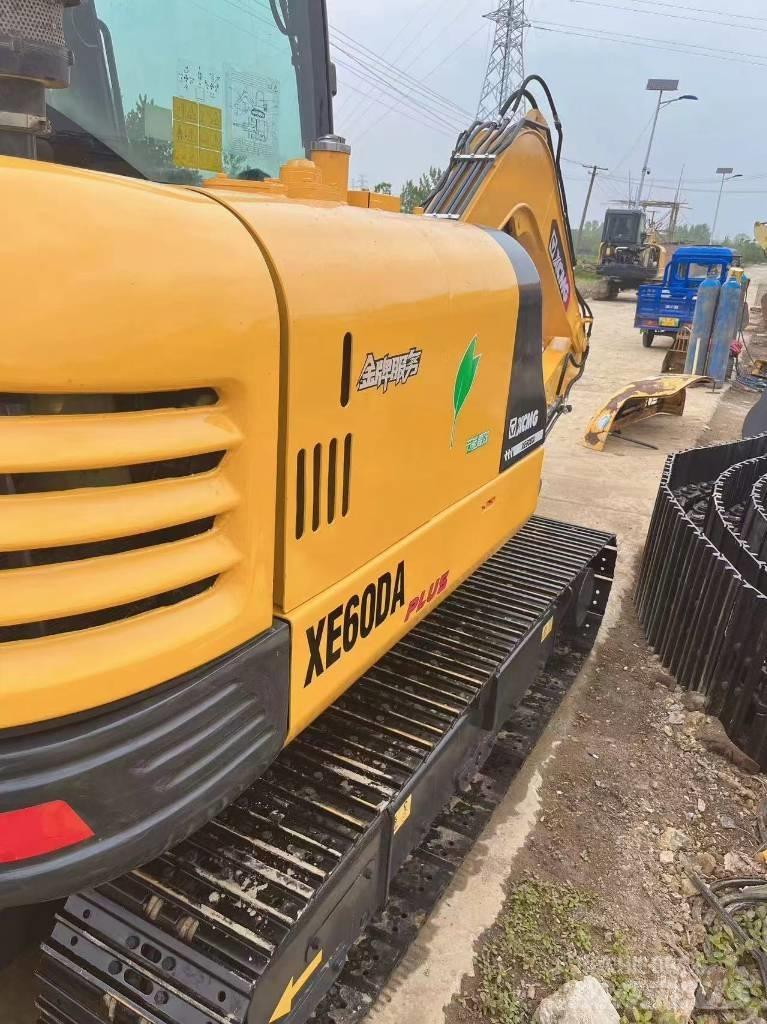 XCMG XE 60 DA Mini excavadoras < 7t