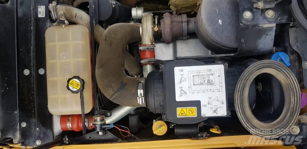 CAT 434 E Retrocargadoras