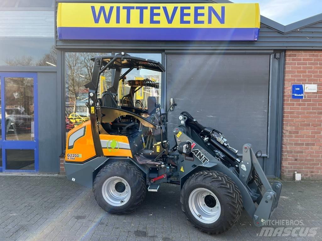 GiANT G2200E X-tra Cargadoras multifunción