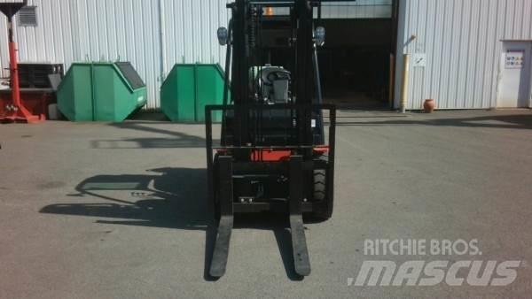 Manitou MI30G ST5 Carretillas elevadoras todo terreno