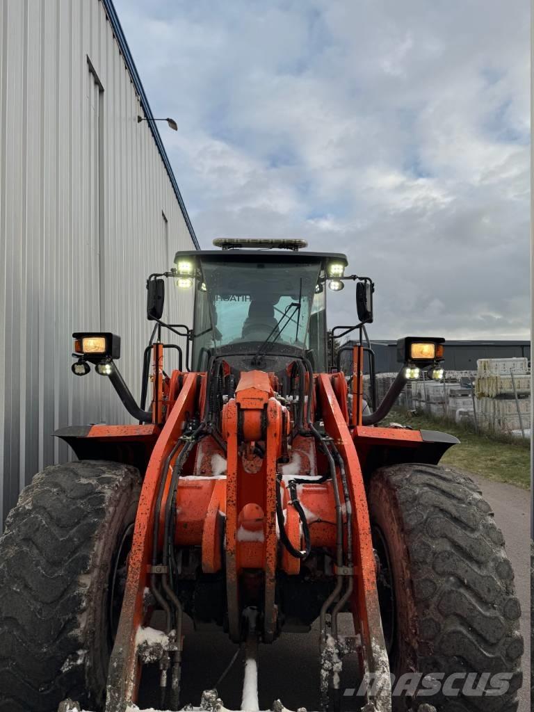 Hitachi ZW 250 Cargadoras sobre ruedas