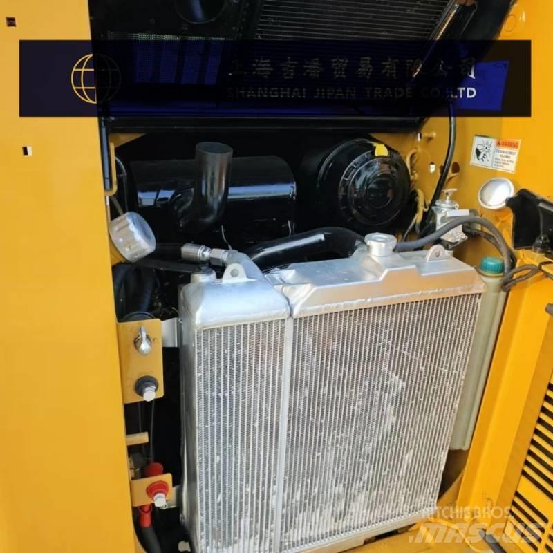 CAT 246 C Minicargadoras