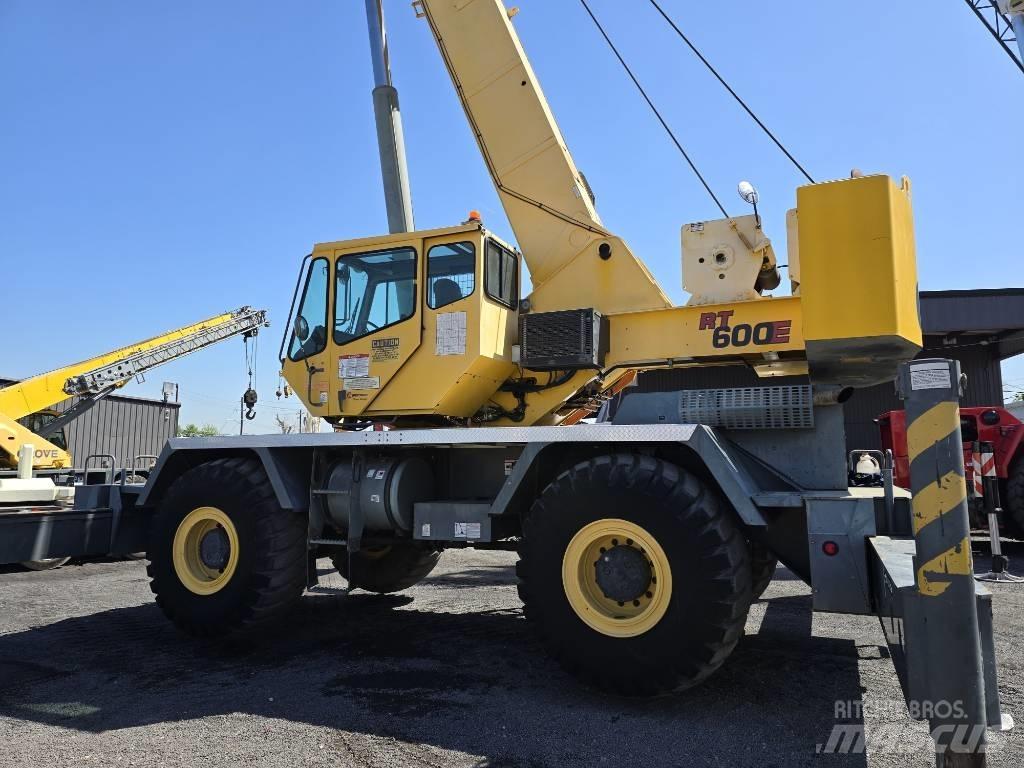 Grove RT 600 E Grúas autopropulsadas