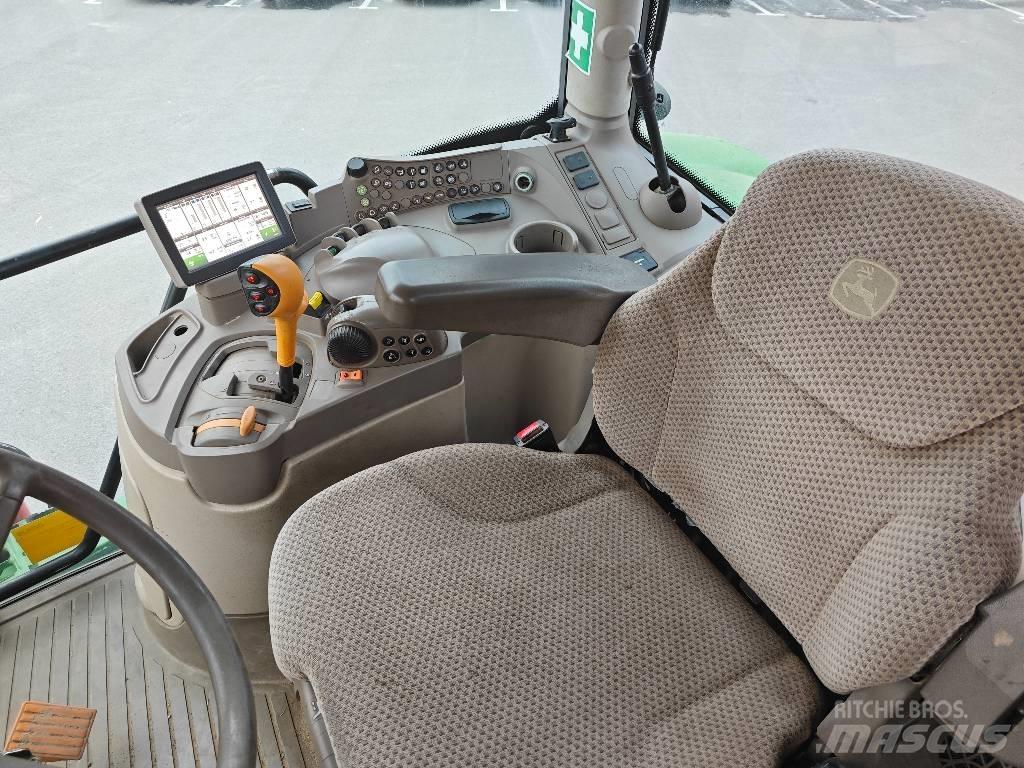 John Deere 6215 R Tractores