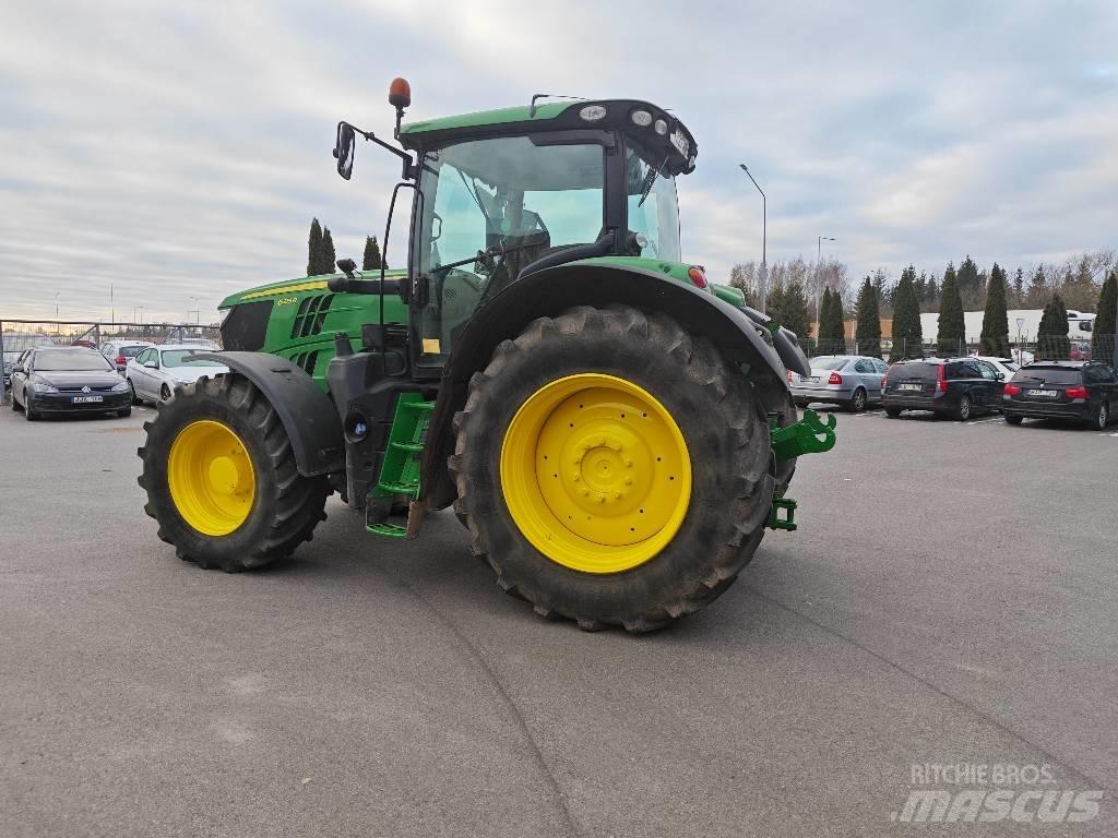 John Deere 6215 R Tractores