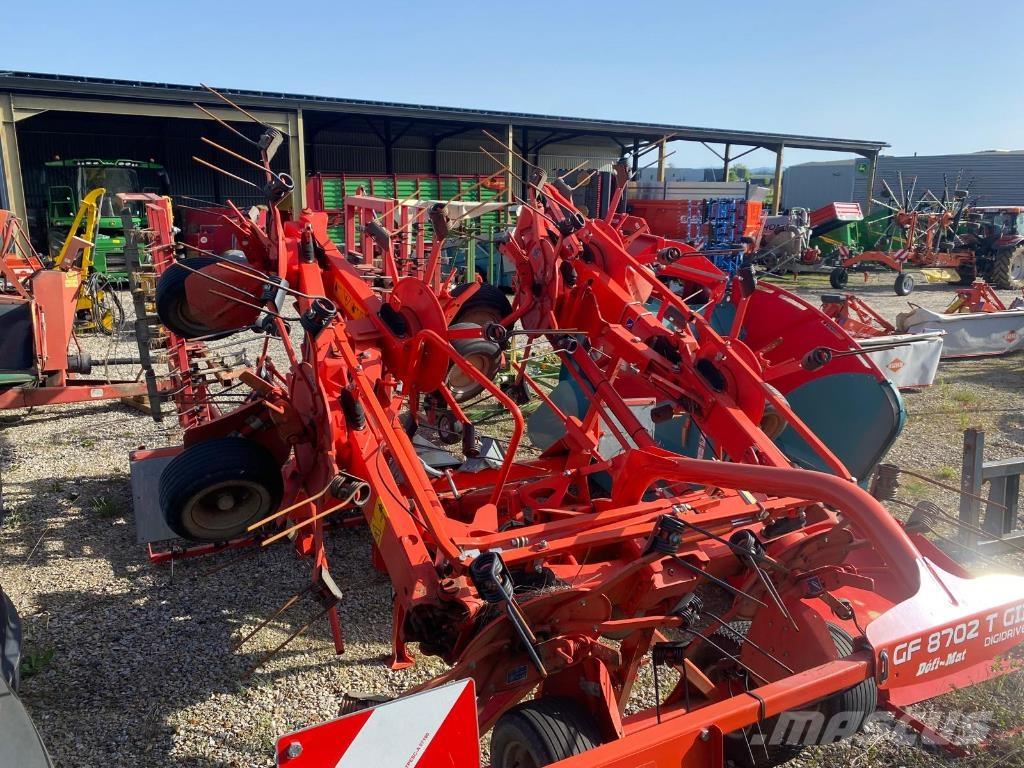 Kuhn GF8702T GII Rastrillos y henificadores
