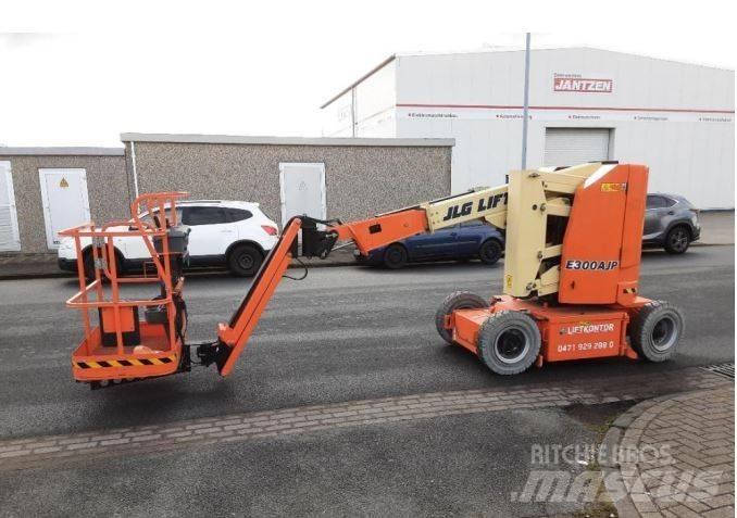 JLG E 300 AJP Plataforma de trabajo articulada