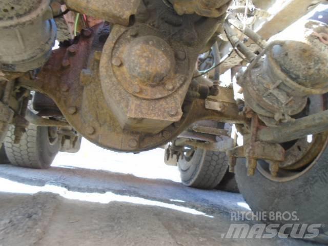 International LT 625 Cabezas tractoras