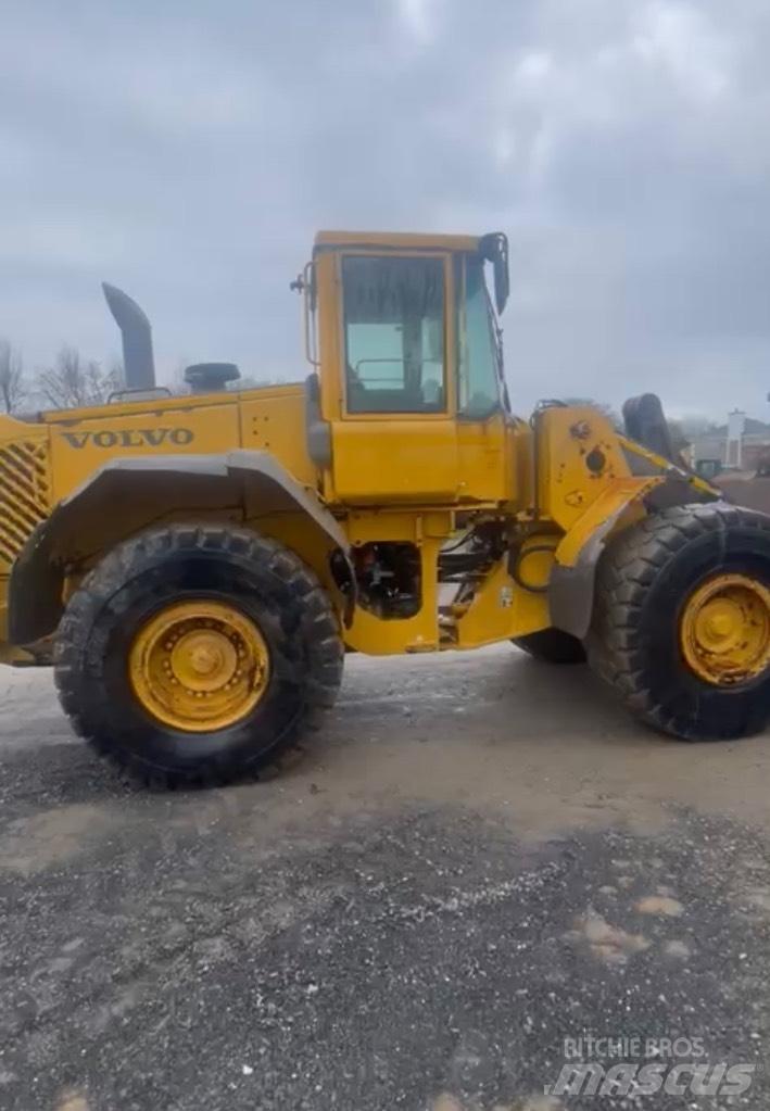 Volvo L 120 E Cargadoras sobre ruedas