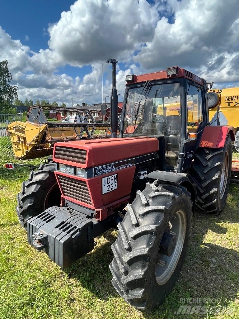 Case IH 1056 XL A Tractores