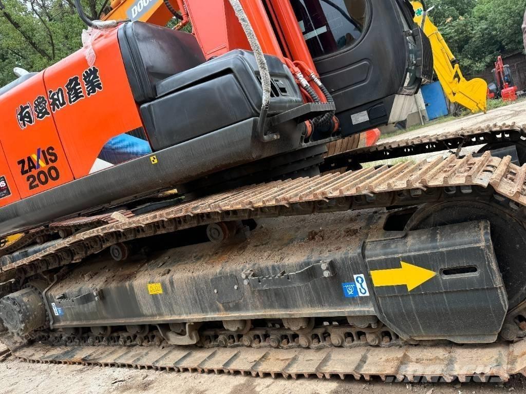Hitachi ZX 200 Excavadoras de cadenas