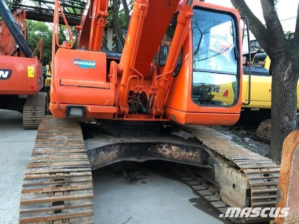 Doosan 220-7 Excavadoras de cadenas