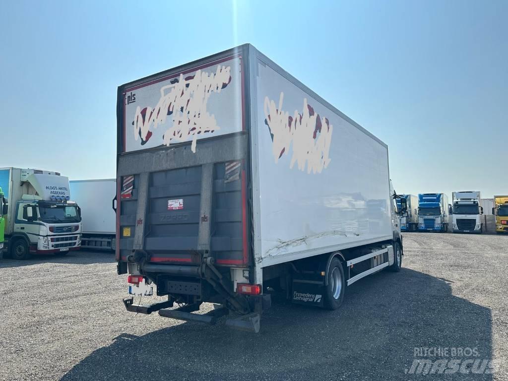 Volvo FM serie 3801 Camiones caja cerrada