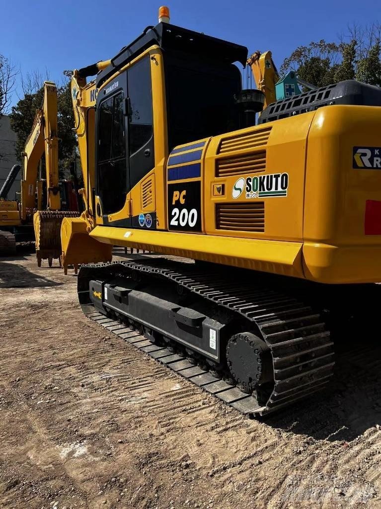 Komatsu PC 200-8N1 Excavadoras de cadenas