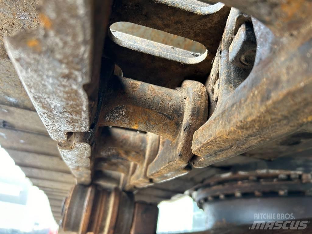Hitachi ZX 210 LC-3 Excavadoras de cadenas