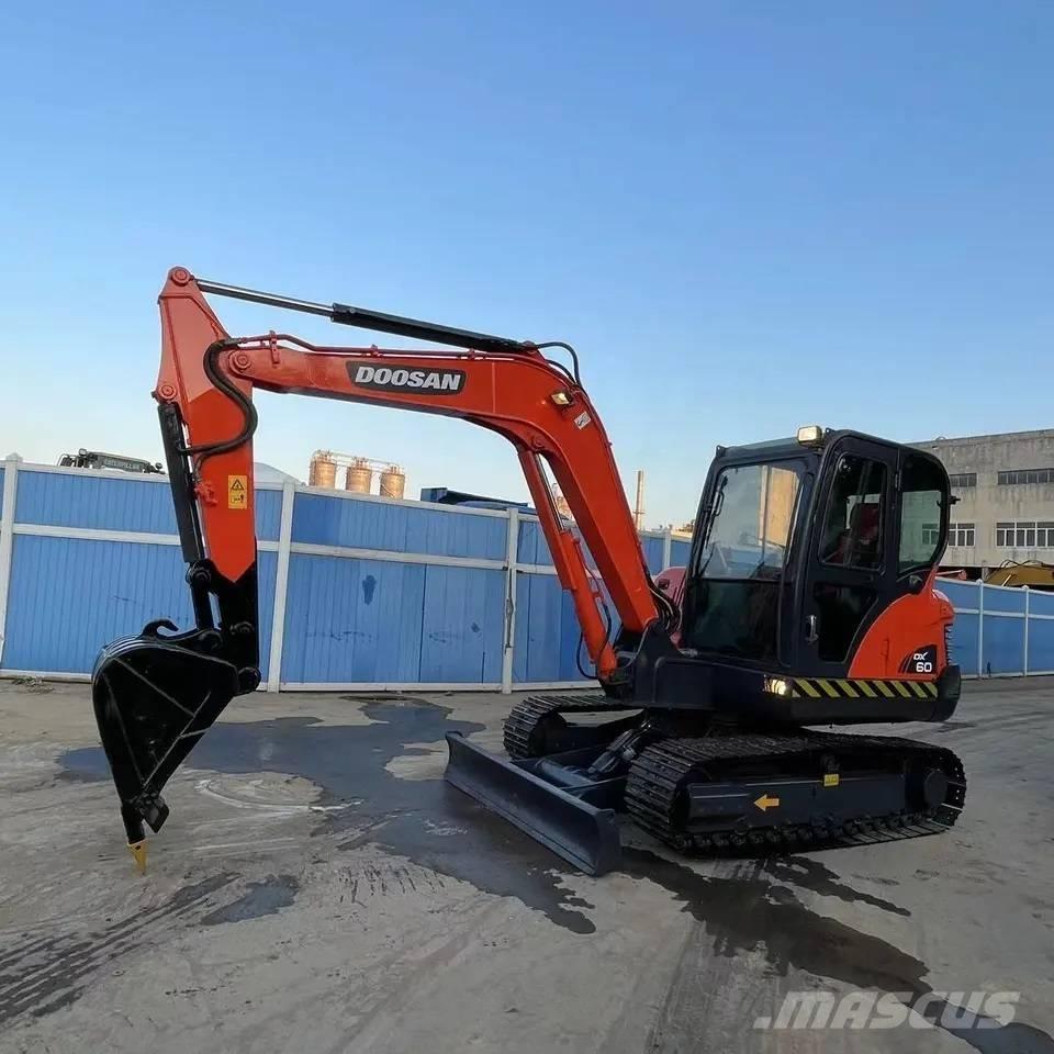 Doosan DX60-9C Mini excavadoras < 7t