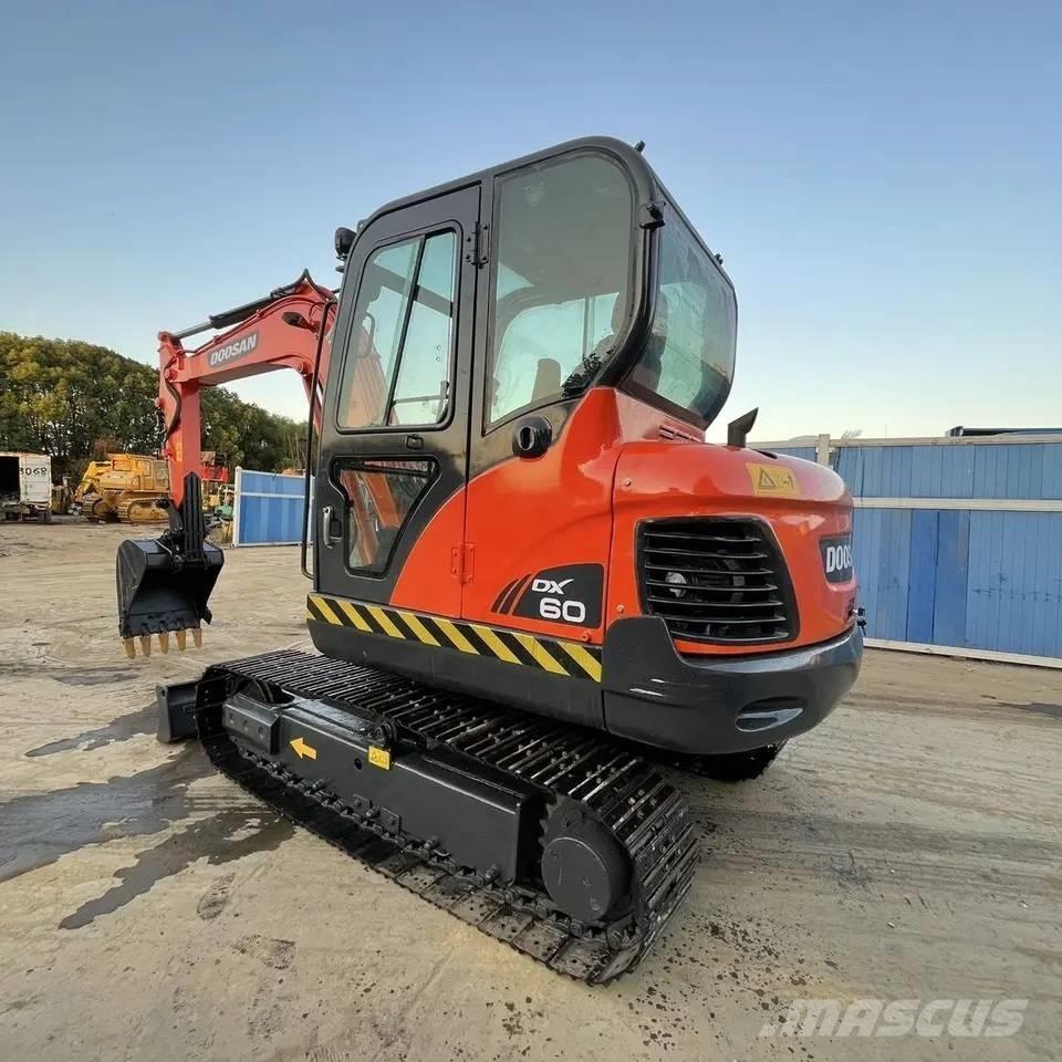 Doosan DX60-9C Mini excavadoras < 7t