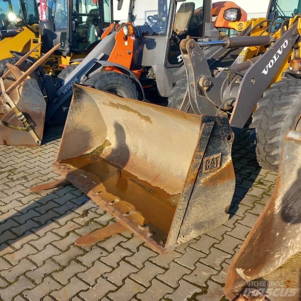 Volvo L 28 F Cargadoras sobre ruedas