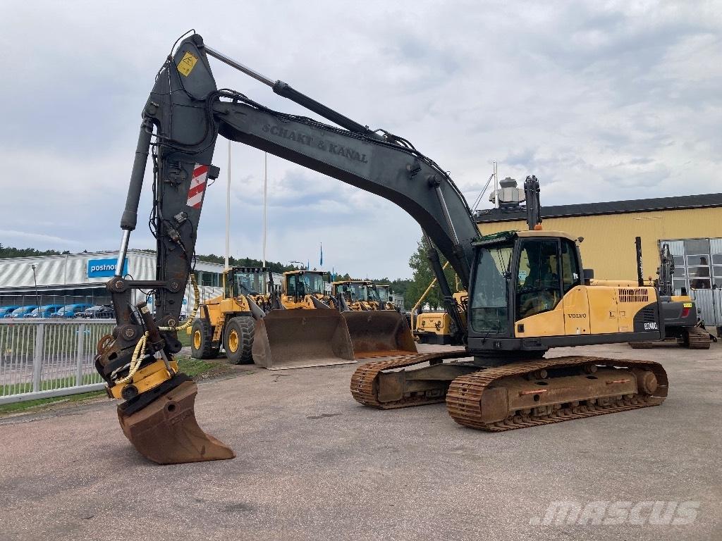 Volvo EC 240 C L Excavadoras de cadenas