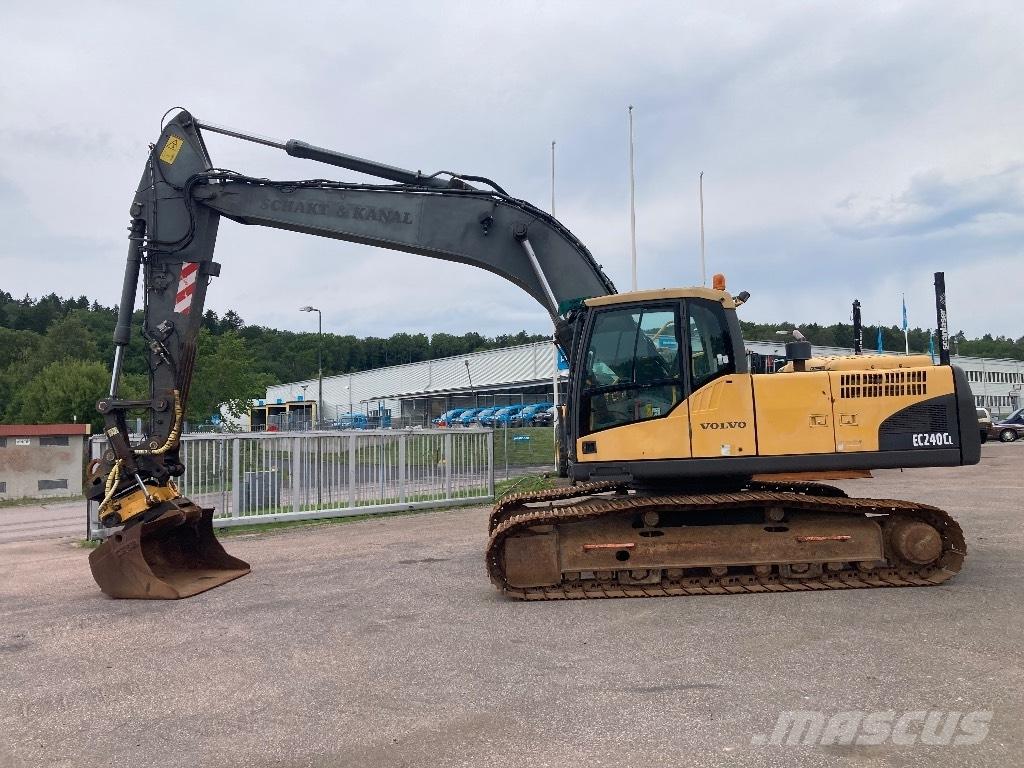 Volvo EC 240 C L Excavadoras de cadenas