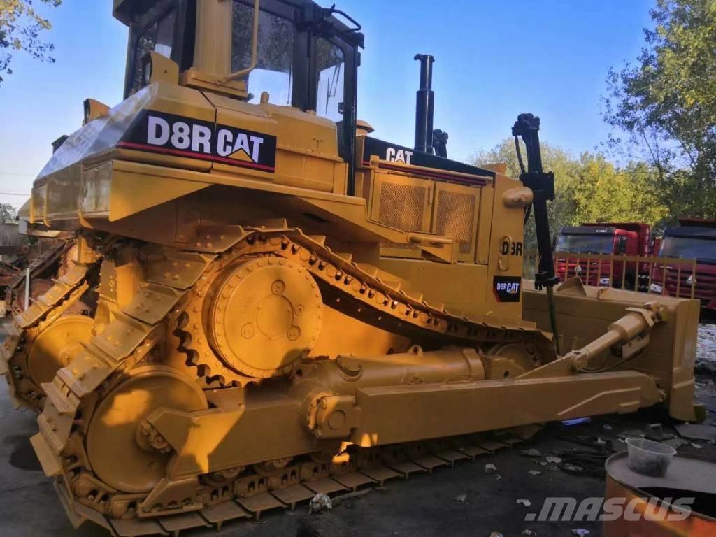 CAT D 8 R Buldozer sobre oruga