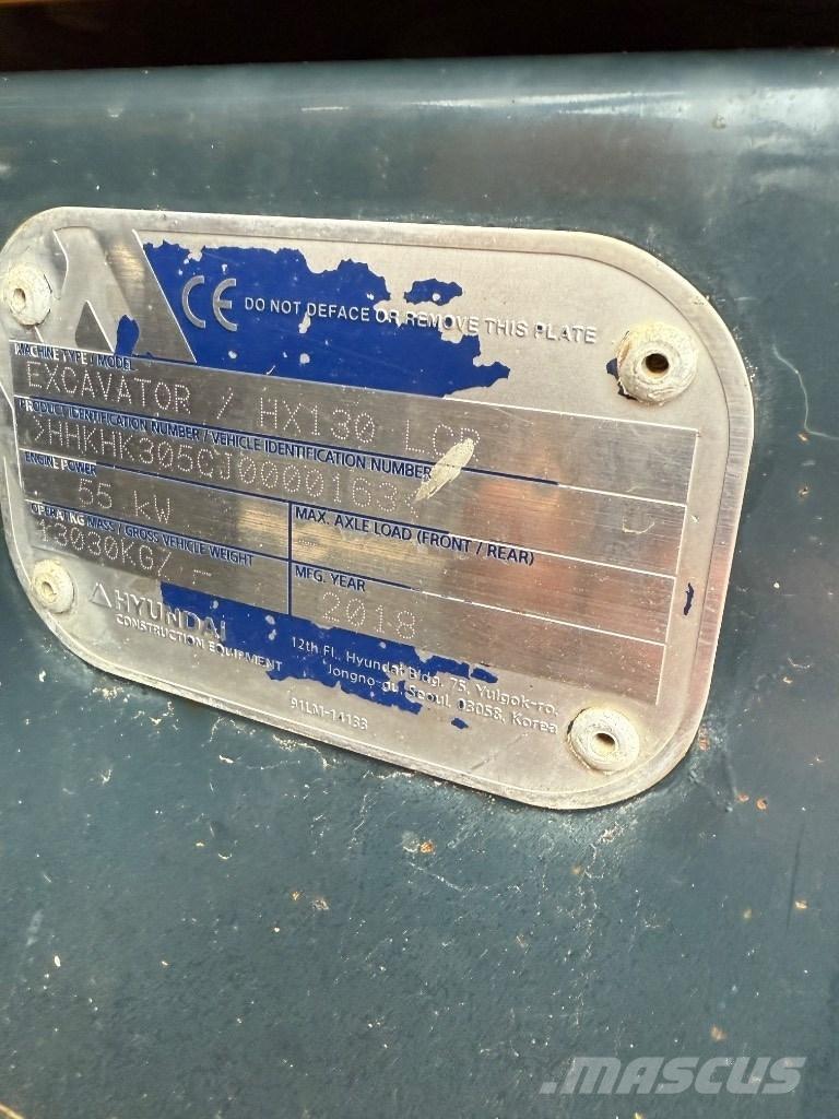 Hyundai HX 130 LCR Excavadoras de cadenas