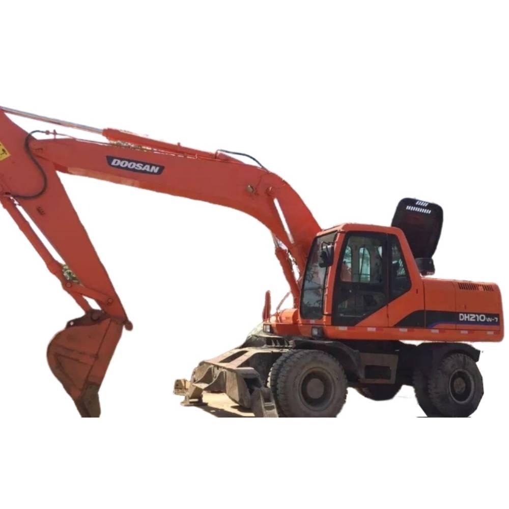 Doosan DH210W Excavadoras de ruedas