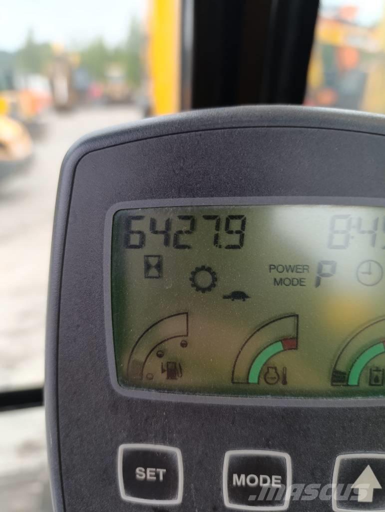 JCB JS 260 LC Excavadoras de cadenas