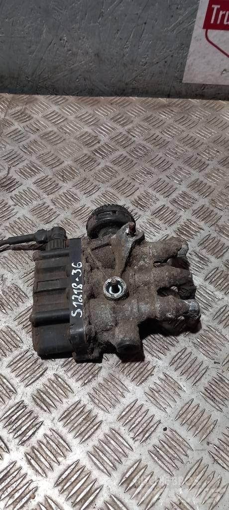 Scania R 440    2084509 Frenos