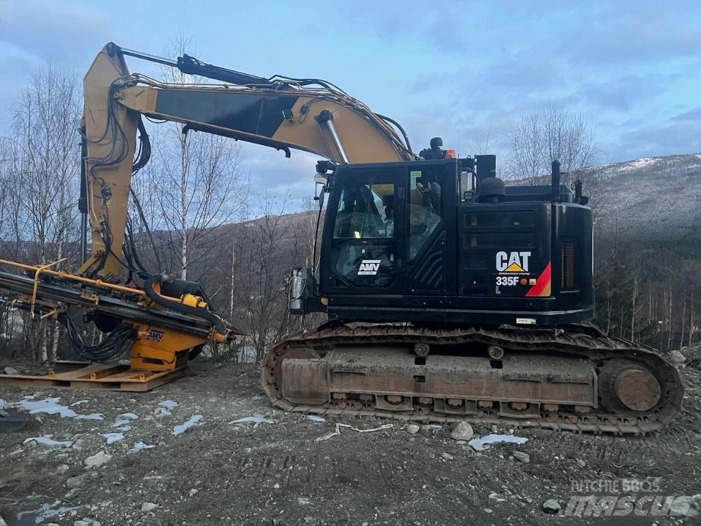CAT 335 F L CR Perforadoras de superficie