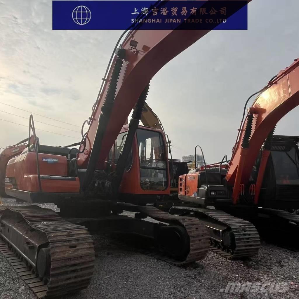 Doosan DH 300 Excavadoras de cadenas