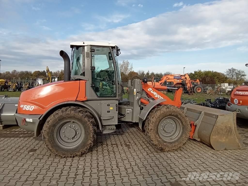 Weycor AR 560 Cargadoras sobre ruedas