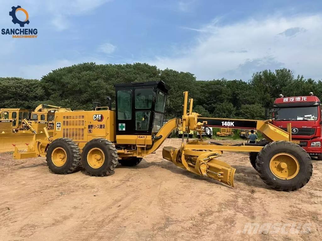 CAT 140K Motoniveladoras
