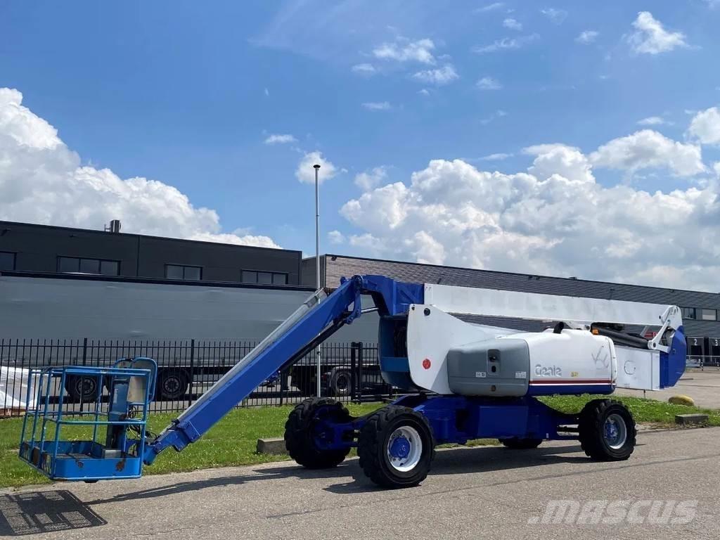 Genie Z-135 Plataforma de trabajo articulada