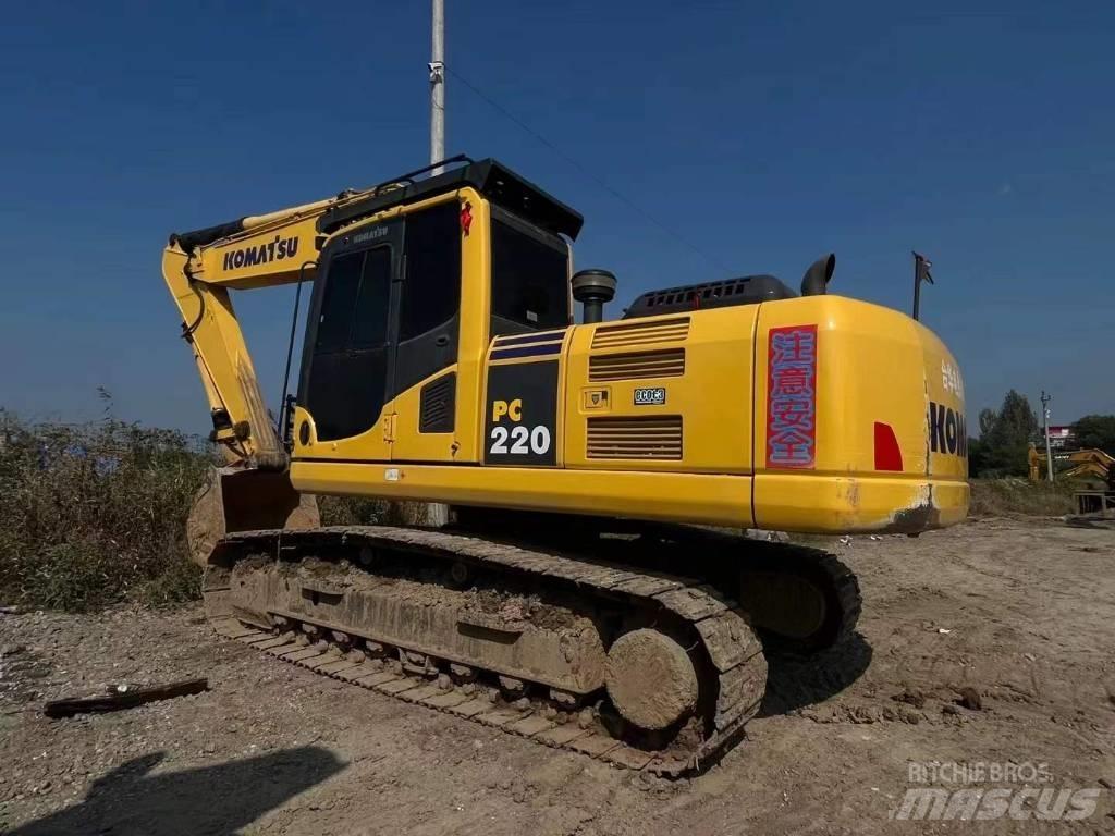 Komatsu PC 220-8 Excavadoras de cadenas