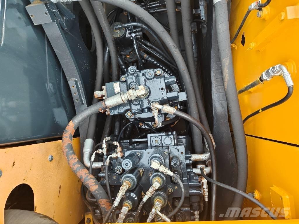 Hyundai R210W-9 Excavadoras de ruedas