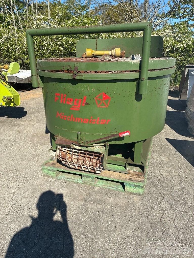 Fliegl Mischmeister Plantas dosificadora de hormigón