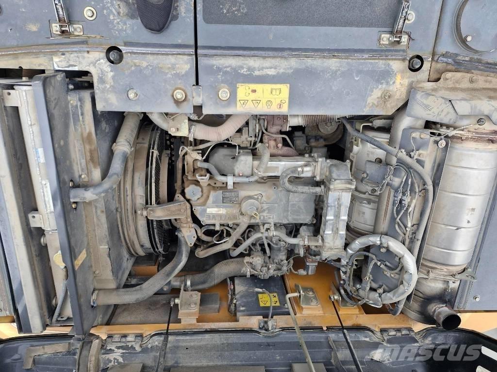 CASE CX 210 D Excavadoras de cadenas
