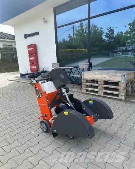 Husqvarna FS500E Construcción - Otros